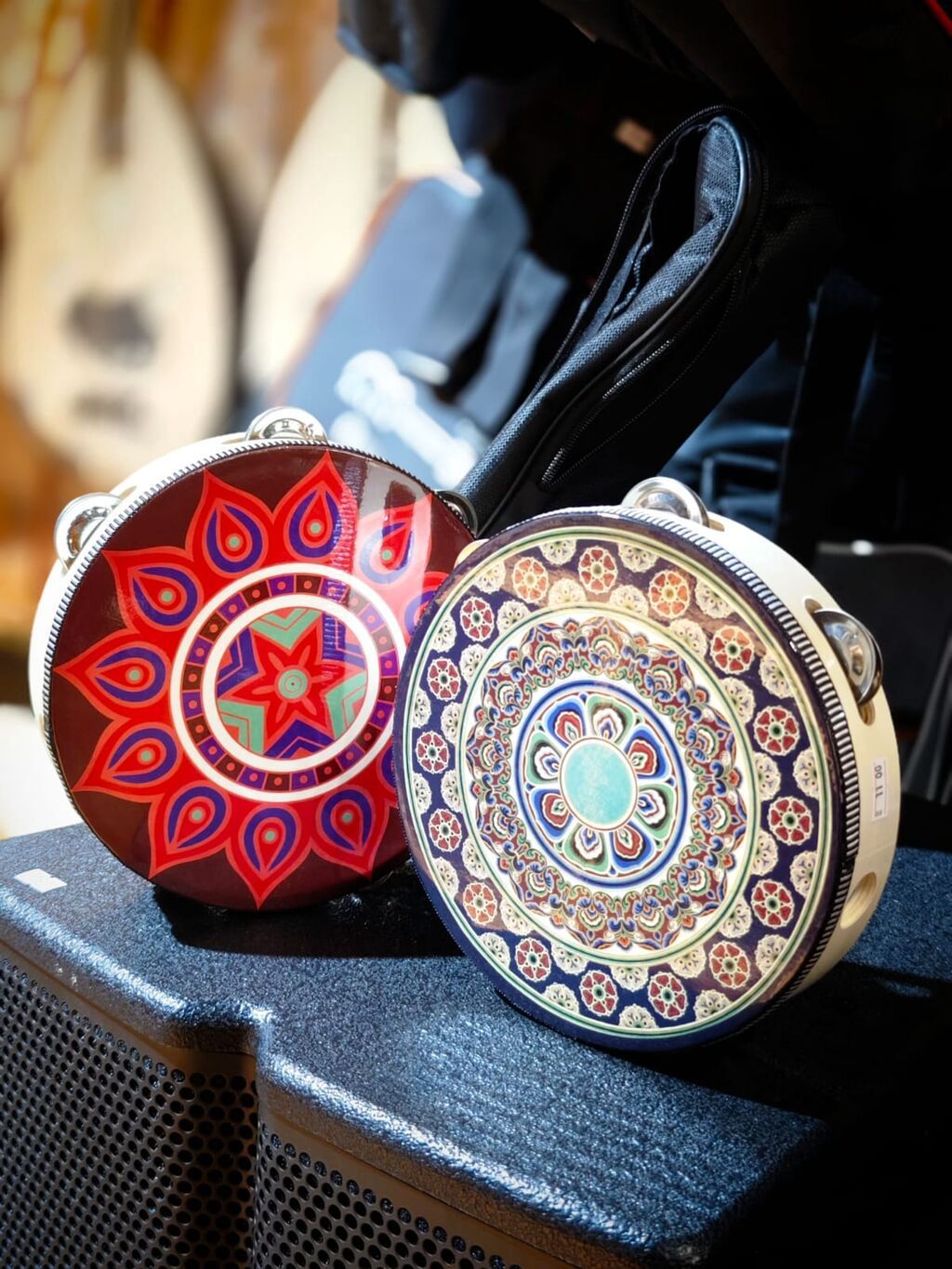 Samon qaval Rast musiqi alətləri Mağazasınin unvanlari; 1) Əhmədli