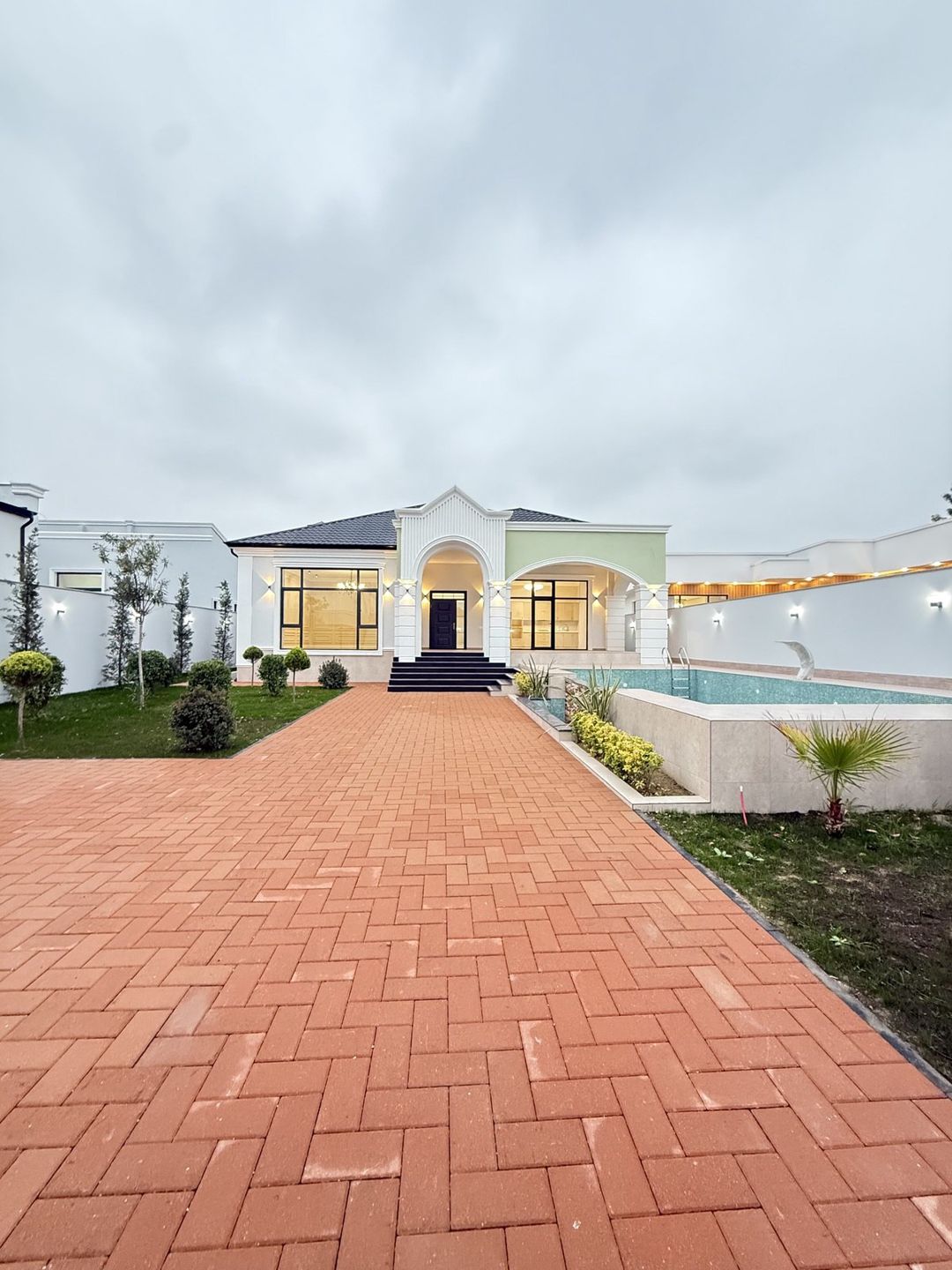 Satılır 5 otaqlı həyət evi/bağ evi 260 m² — Ev, villa, Bakı