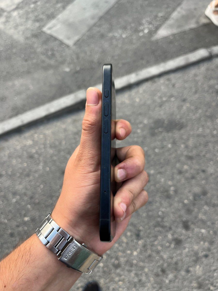Apple iPhone 16 Black 128GB/8GB — Mallar, Bakı (3)