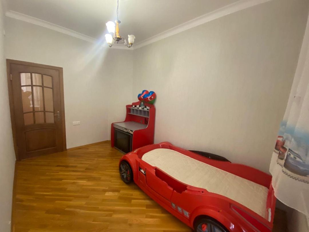 İcarəyə verilir 3 otaqlı yeni tikili 135 m² — Mənzil, Bakı (8)