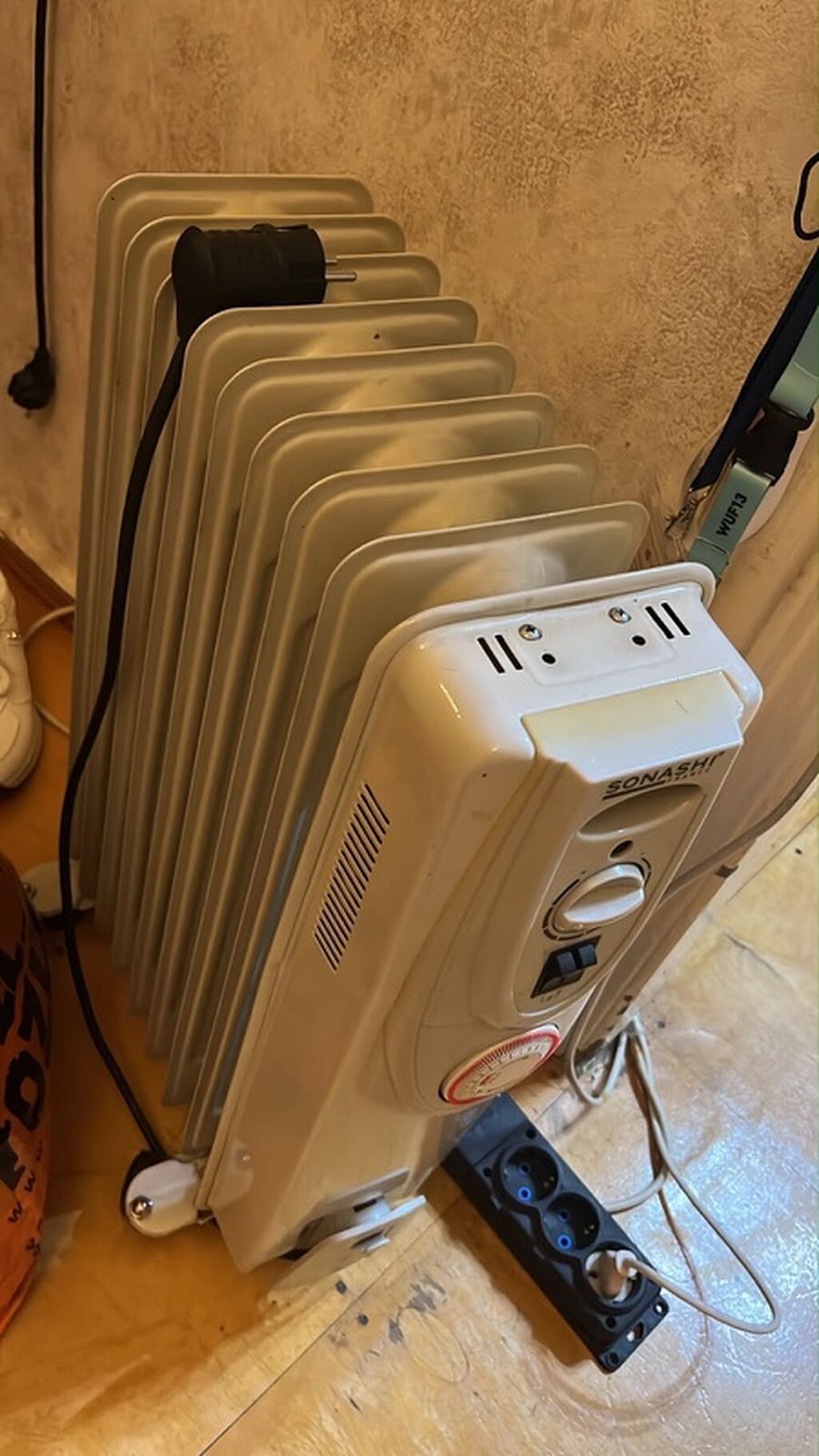 Sonashi yağlı radiator (elektrik qızdırıcısı) - Hərəkətlilik: 4 təkər
