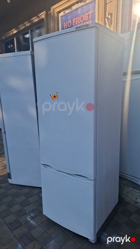 Atlant soyuducu defrost ağ 240m çatdırılma pulsuz. SAMİRƏ