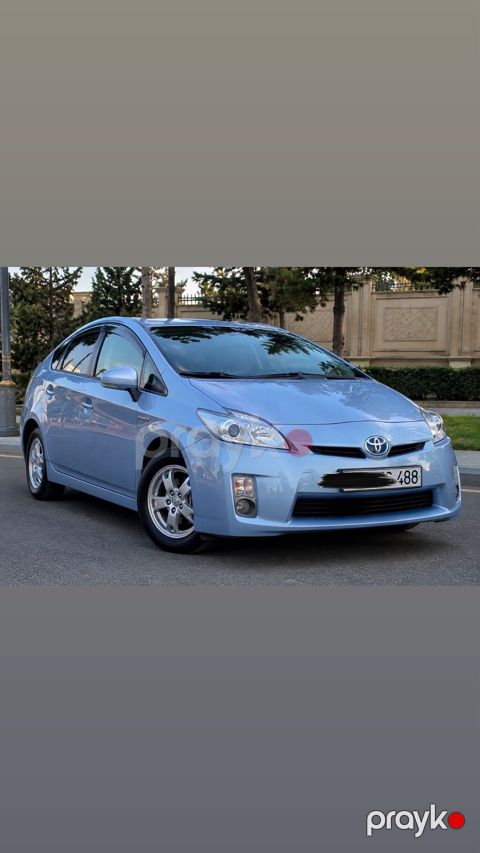 Toyota Prius: 1.8 l | 2019 il Hetçbek