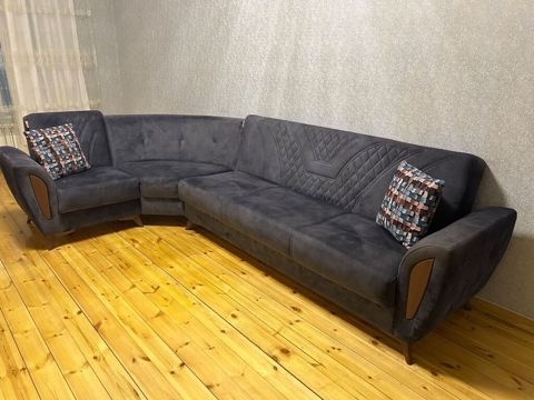 Kunc divan madeyranindir tezeden secilmir olcu 4 metr satilir 500azn