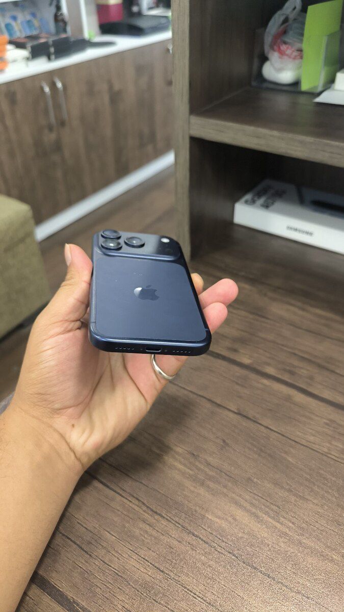 Apple iPhone 17 Pro Deep Blue 256GB/12GB — Mallar, Bakı (4)
