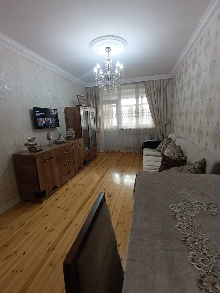 2-otaqlı mənzil, 17-ci mkr., 60 m² — Mənzil, Sumqayıt (2)