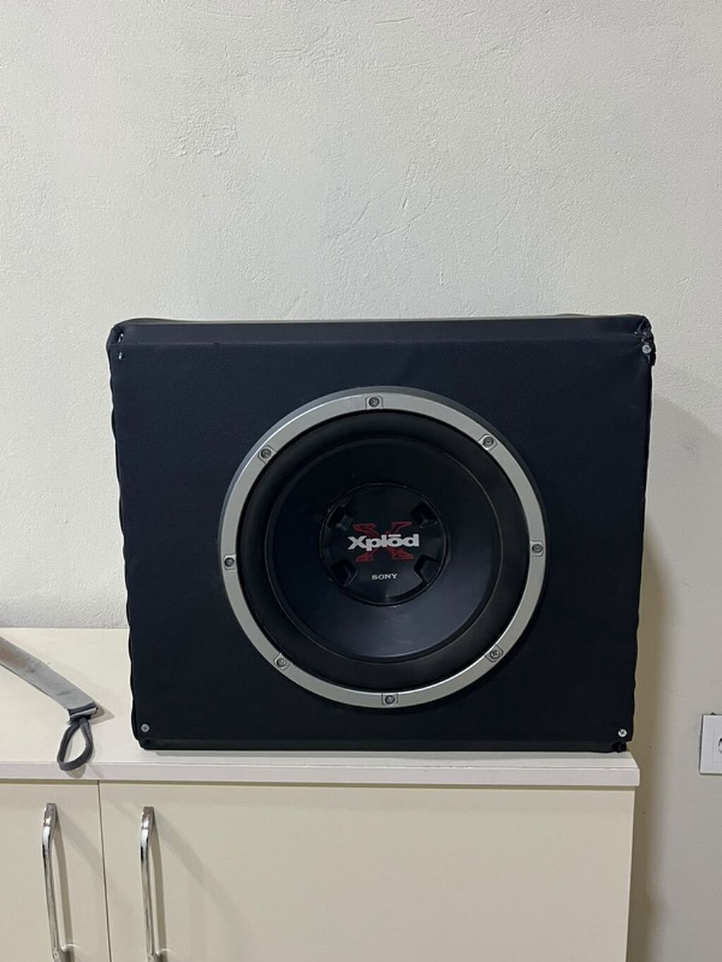 Sony Xplod subwoofer və qablaşdırılmış korpus - Brend/model: Sony — Elektronika, Gəncə (2)