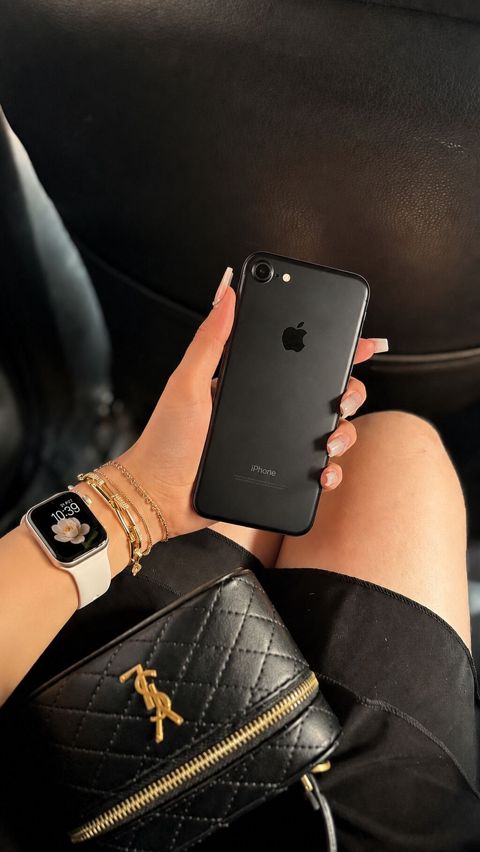 IPhone 7, 32 GB, Qara, Barmaq izi — Bakı