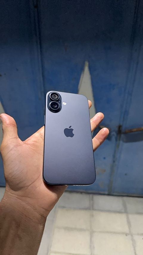 Apple iPhone 16 Black 128GB/8GB — Bakı