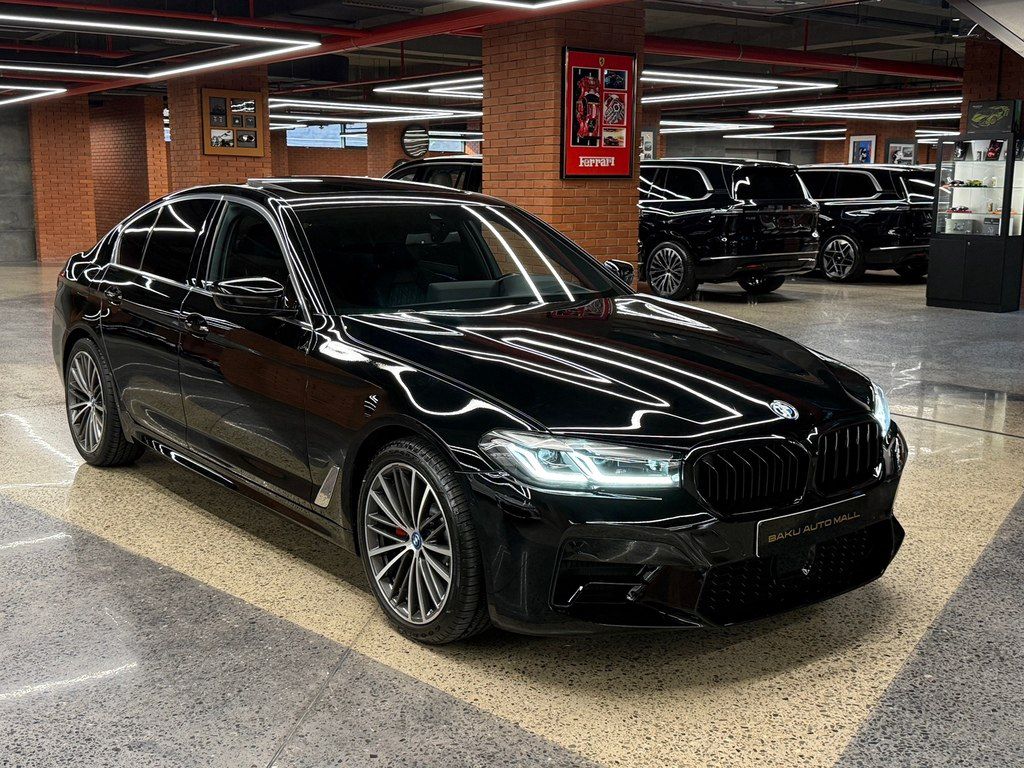 BMW 530e, 2.0 L, 12 kWh, 2023 il, 53 000 km — Avtomobillər, Bakı (2)
