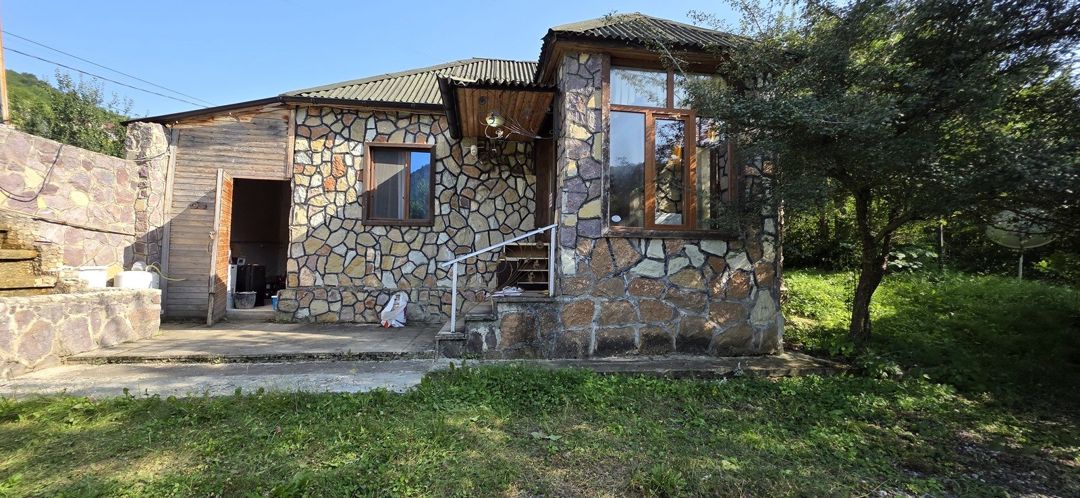 Bağ evi, Quba r. — Daşınmaz əmlak, Quba