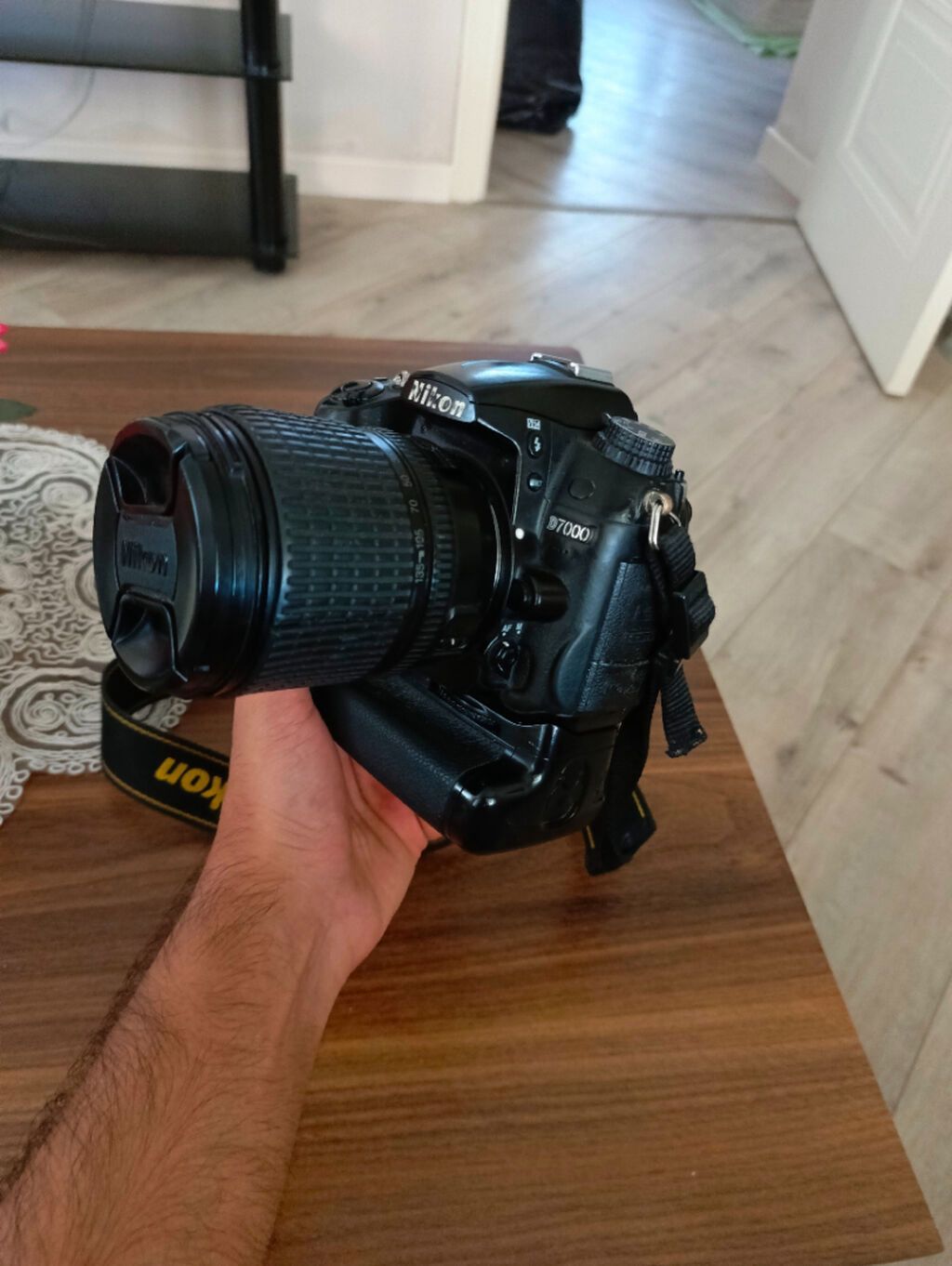 Nikon D 7000 yaxşı vəziyyətdə üstünde gripde verirəm — Elektronika, Bakı (2)