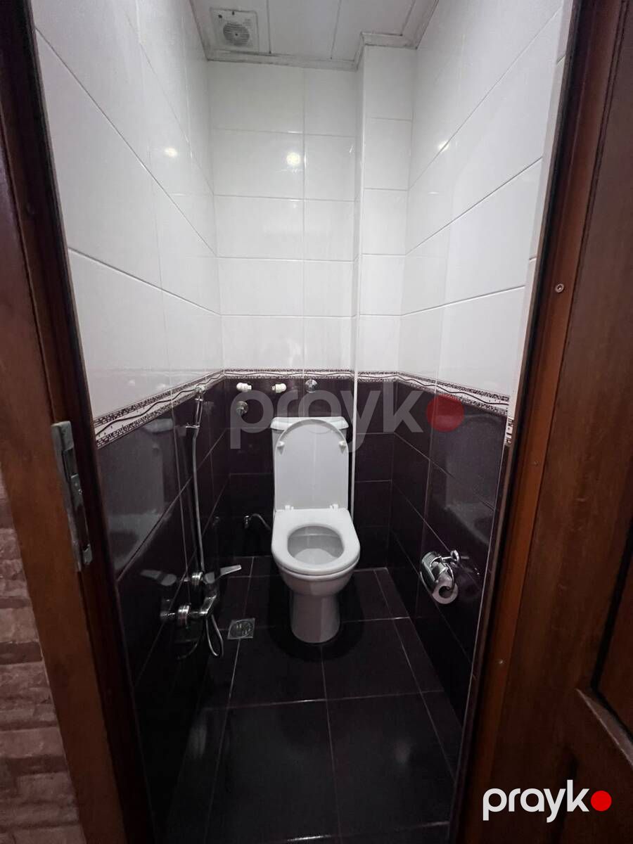İcarəyə verilir 2 otaqlı köhnə tikili 68 m² — Mənzil, Bakı (8)