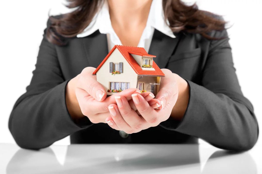 Daşınmaz əmlak agenti/ makler tələb olunur — Vakansiyalar, Bakı