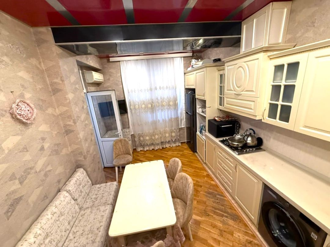 Satılır 4 otaqlı yeni tikili 180 m² — Mənzil, Bakı (12)