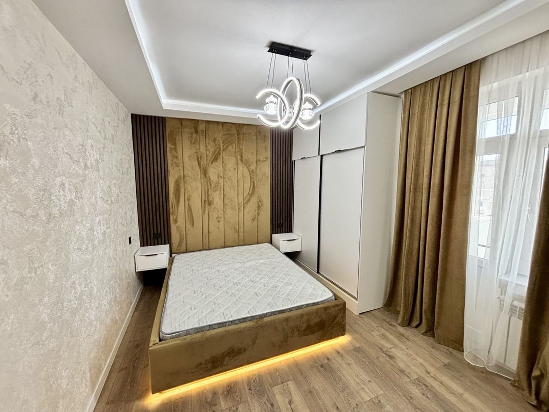 Satılır 2 otaqlı köhnə tikili 65 m² — Mənzil, Bakı (3)