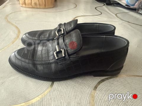 Kişi loaferləri – klassik qara rəng - Material: dəri (timsah naxışlı