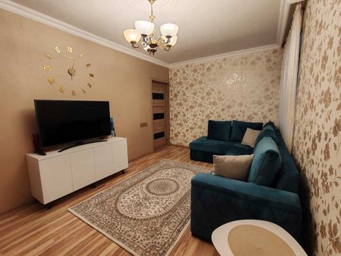 Satılır 2 otaqlı köhnə tikili 54 m²