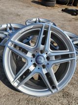 Mercedes-Benz diskləri R18 — Запчасти и аксессуары