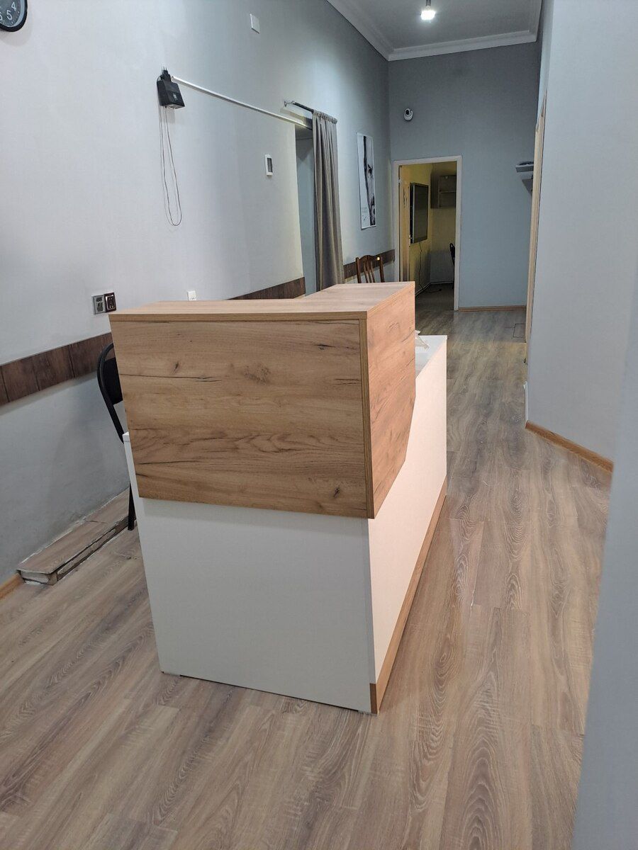 Resepşn masası — Mallar, Bakı (3)