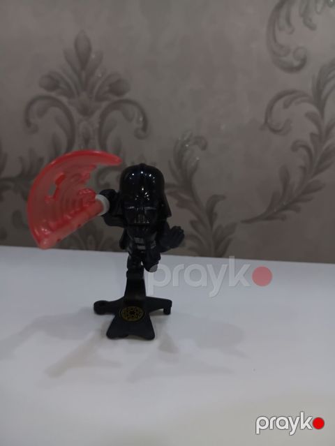 Star Wars temalı kiçik fiqur - Qara kostyumlu, qırmızı şəffaf