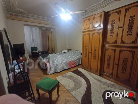 İcarəyə verilir 4 otaqlı köhnə tikili 115 m²