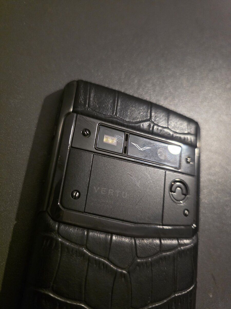 Vertu Signature Touch Jet Alligator 64GB/2GB — Vertu, Bakı (8)