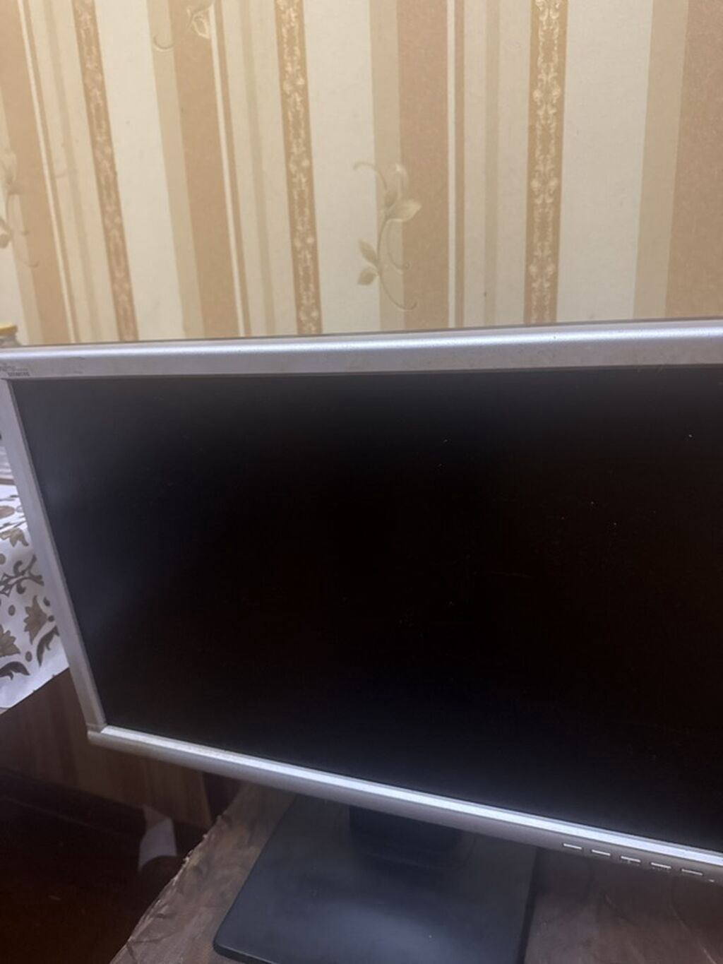 Fujitsu Siemens LCD monitor işləmir ekran ağdır - Marka/model — Elektronika, Bakı