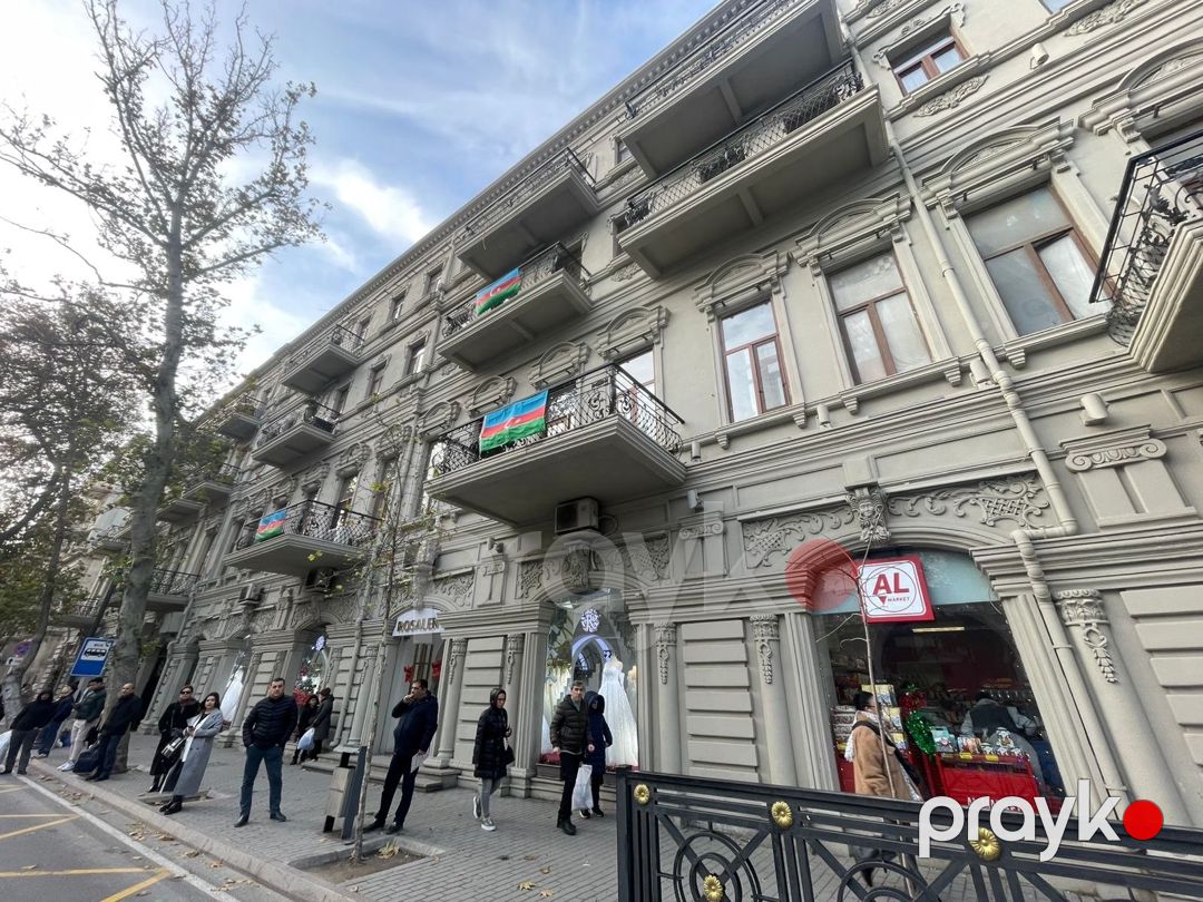 Satılır 2 otaqlı köhnə tikili 60 m² — Mənzil, Bakı (2)