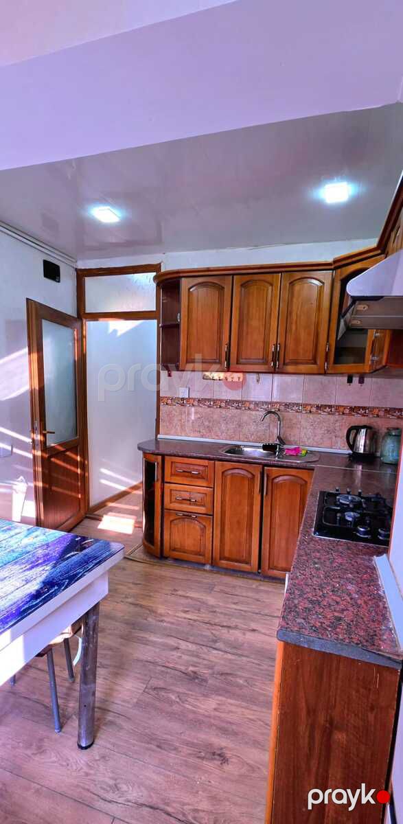 İcarəyə verilir 2 otaqlı köhnə tikili 75 m² — Mənzil, Bakı (8)