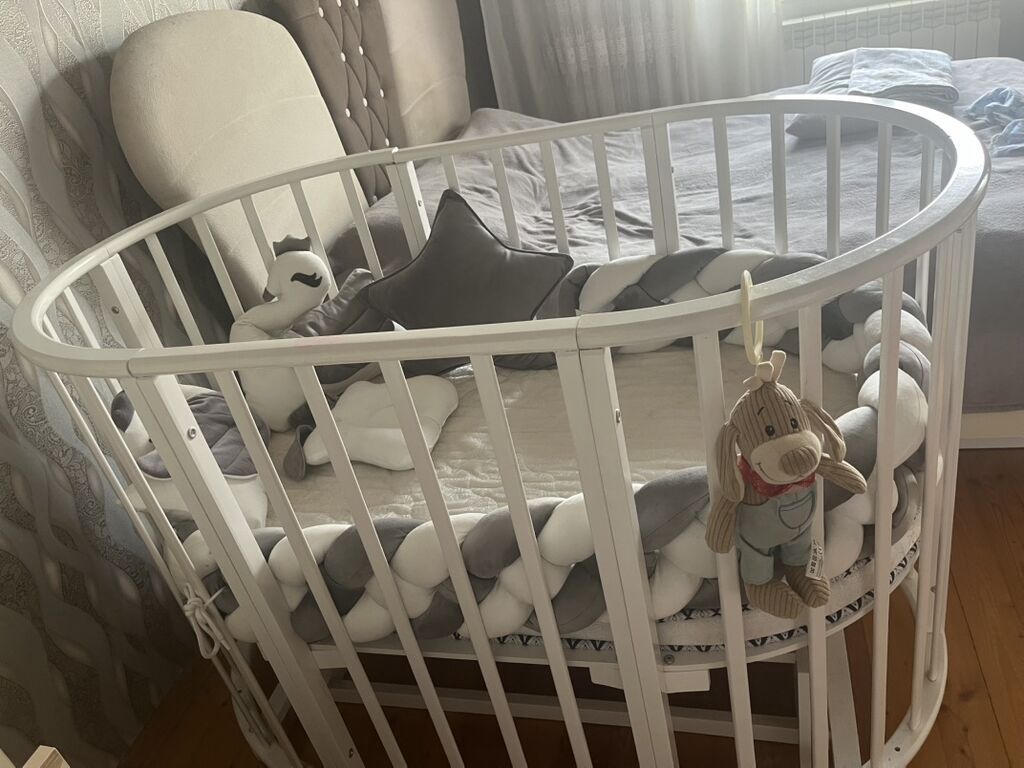 Uşaq beşiyi – oval formalı, ağ rəngli taxta konstruksiya — Mebel, Mehdiabad (4)