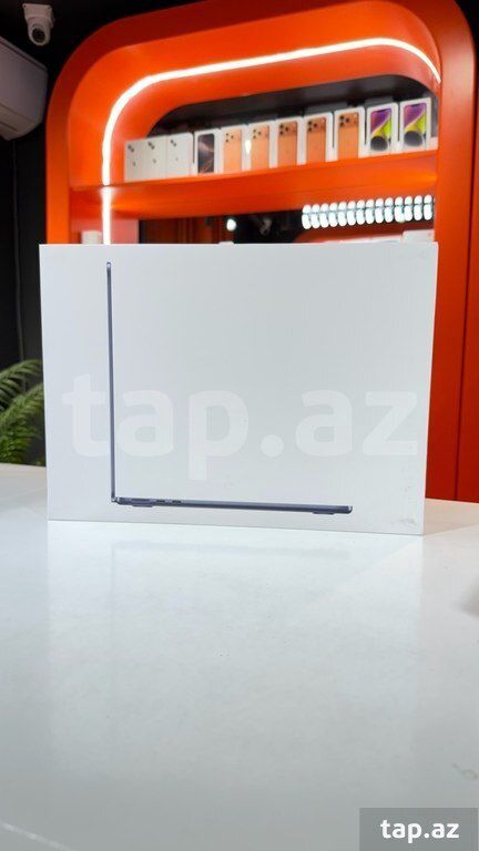 Apple MacBook Air M4 13.6inch 16GB/512GB — Elektronika, Bakı