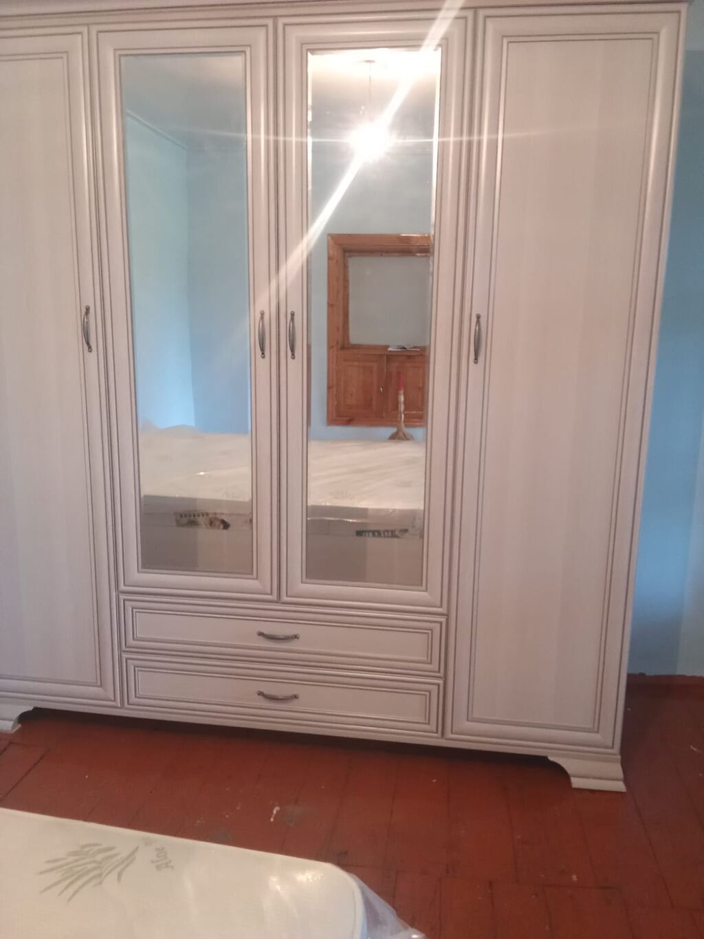 İkinəfərlik çarpayı, Dolab, Yeni