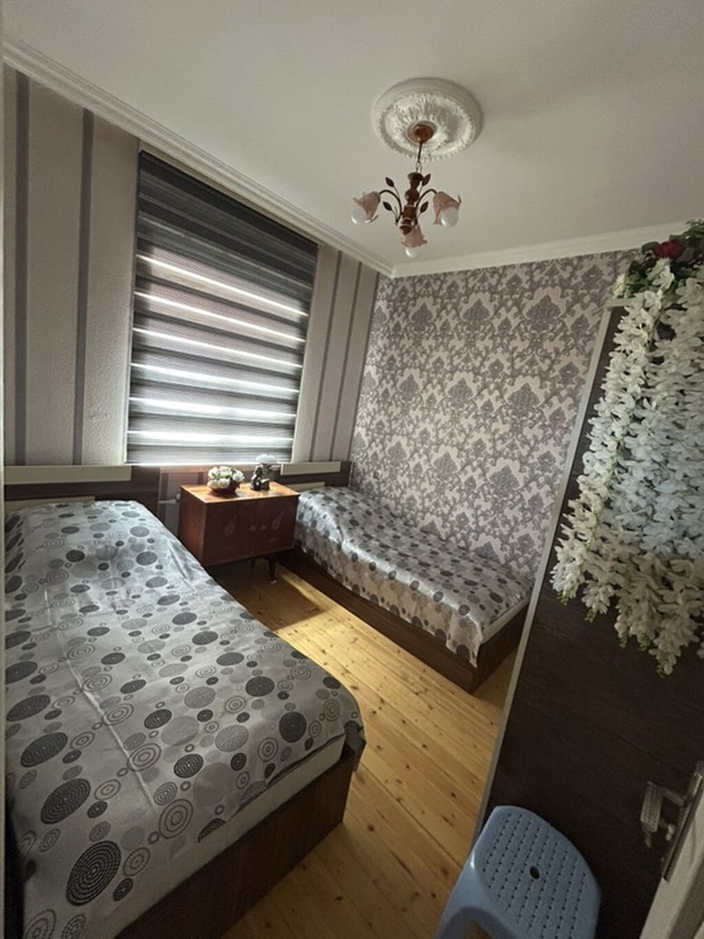 Yataq otağı dəsti Tərkibi: - 2 ədəd tək nəfərlik çarpayı (alt hissəsi