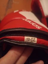 Boks əlcəki kaskı refleks topu . əlcək 2 ay işlənib yep yenidir — Спорт и отдых