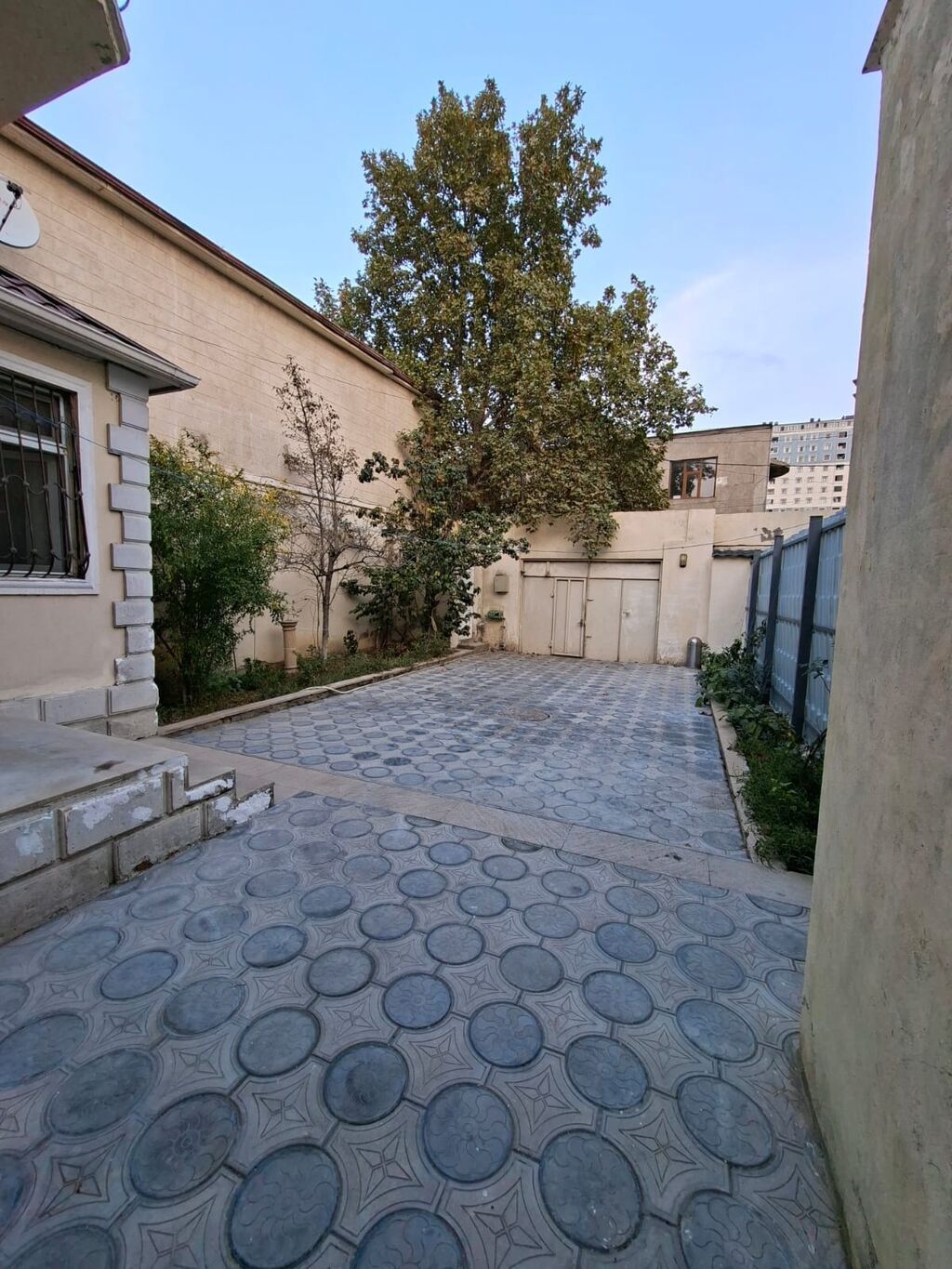 200 kv. m, 6 otaqlı, Kombi, Qaz, İşıq — Daşınmaz əmlak, Bakı (3)