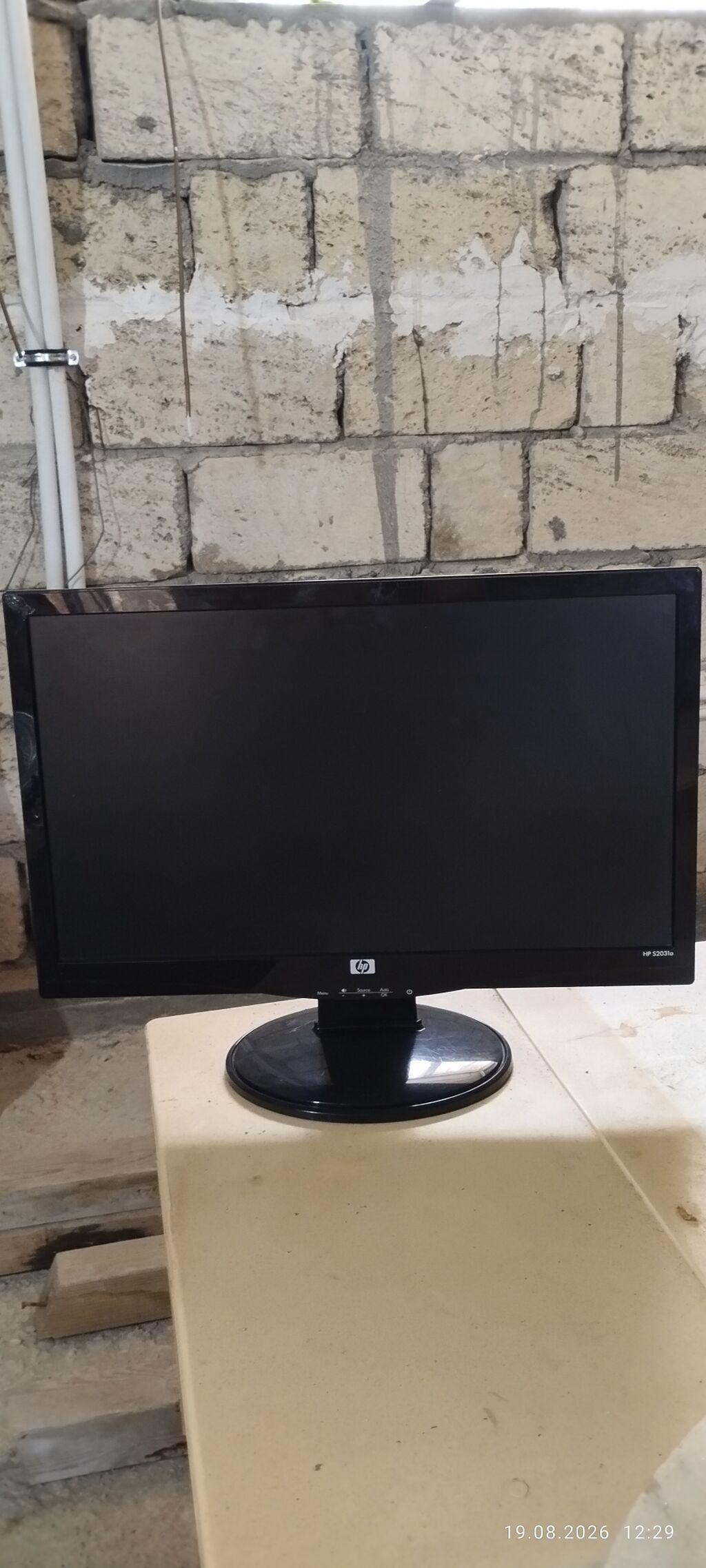 Monitorlar ölçüləri 15, 17, 19, 20, 22 inc say var əgər power və vga — Elektronika, Sumqayıt (5)