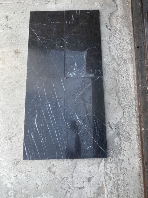 Təbii qara mərmər plitə (60×30 sm)