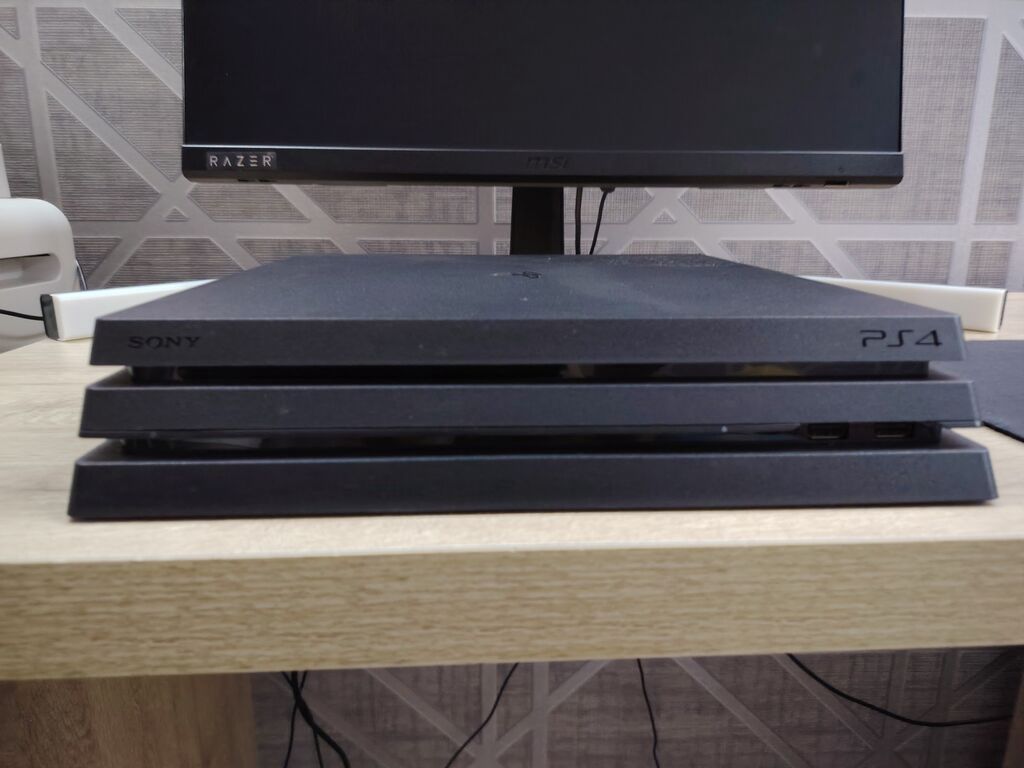 PlayStation 4 pro 1 tb gara yaxşı vəziyyətdə — Elektronika, Bakı (5)
