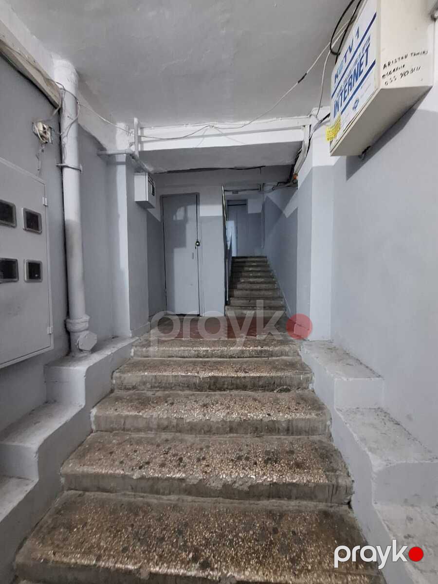 İcarəyə verilir 2 otaqlı köhnə tikili 50 m² — Mənzil, Bakı (7)