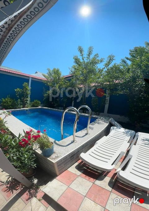 İcarəyə verilir 4 otaqlı həyət evi/bağ evi 130 m²
