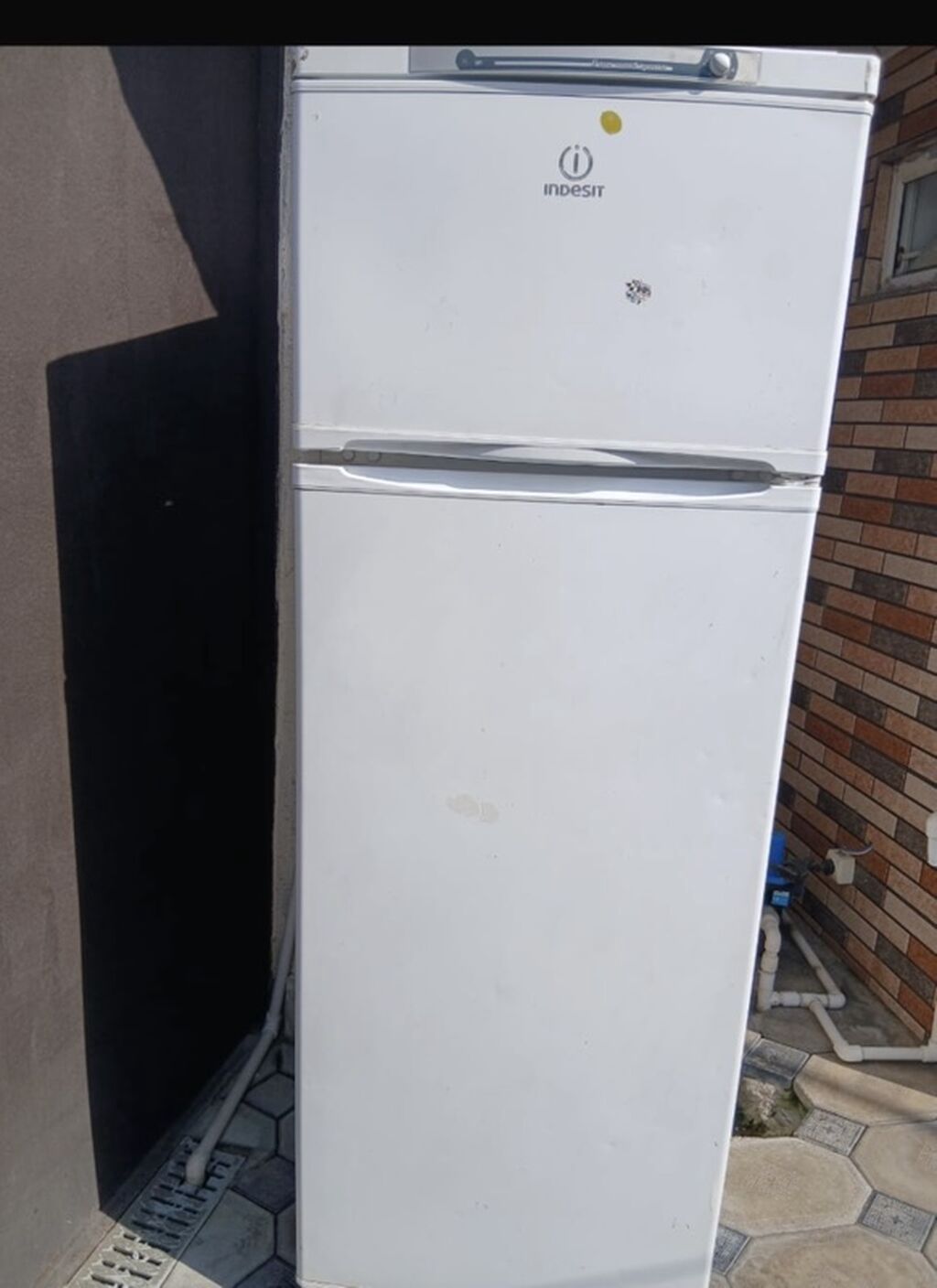 İşlənmiş 2 qapılı Indesit Soyuducu Satılır, rəng - Ağ