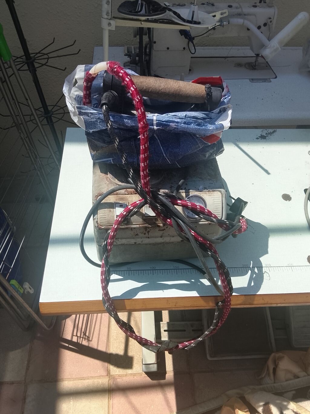 Sənaye tipli buxarlı ütü komplekti