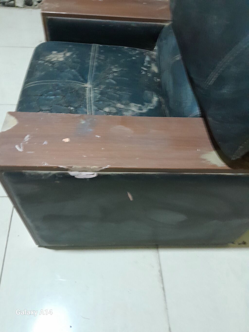 Kreslo işlənmiş — Kreslolar, Bakı