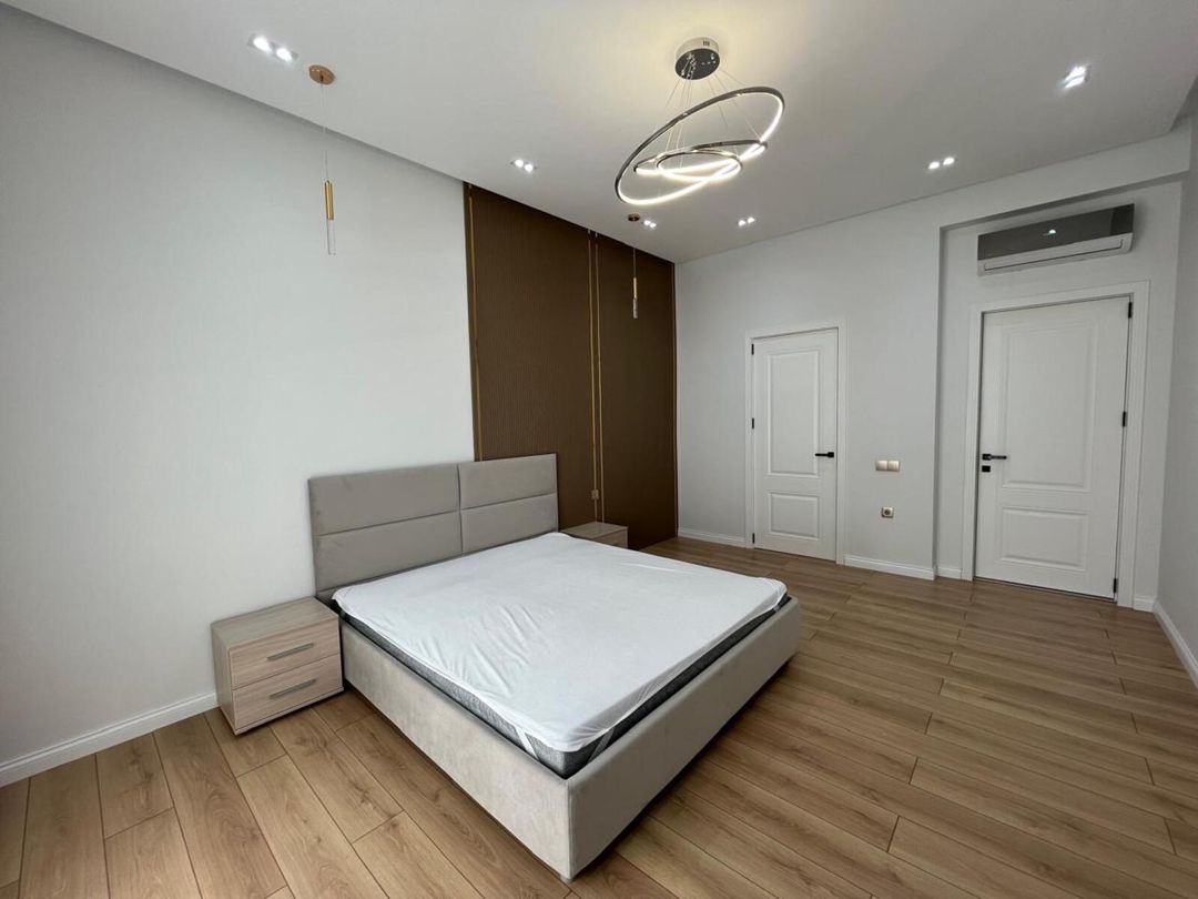 İcarəyə verilir 3 otaqlı yeni tikili 140 m² — Mənzil, Bakı (8)
