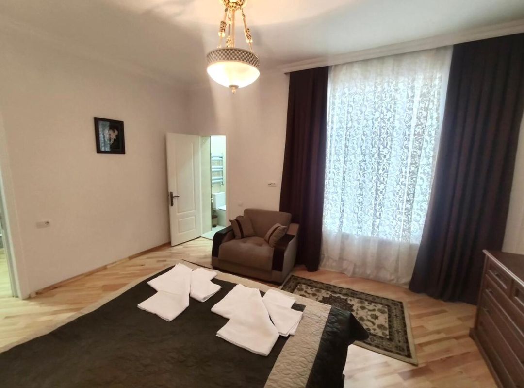 Villa kirayə verilir, Şəhriyar küç. — Daşınmaz əmlak, Qəbələ (8)