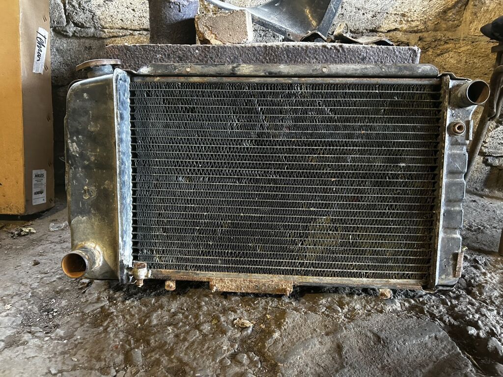 Gaz 3102 Nin ORGİNAL su radiatoru SSRİ istehsalı çürüməsi yoxdu çiçək — Radiatorlar, Sumqayıt