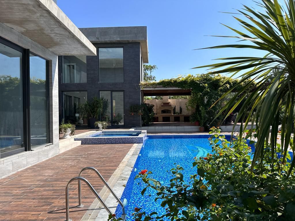 İcarəyə verilir 4 otaqlı həyət evi/bağ evi 300 m² — Ev, villa, Bakı