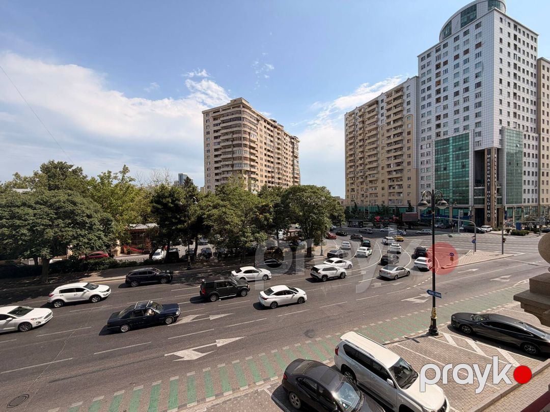 Satılır 4 otaqlı köhnə tikili 110 m² — Mənzil, Bakı (10)