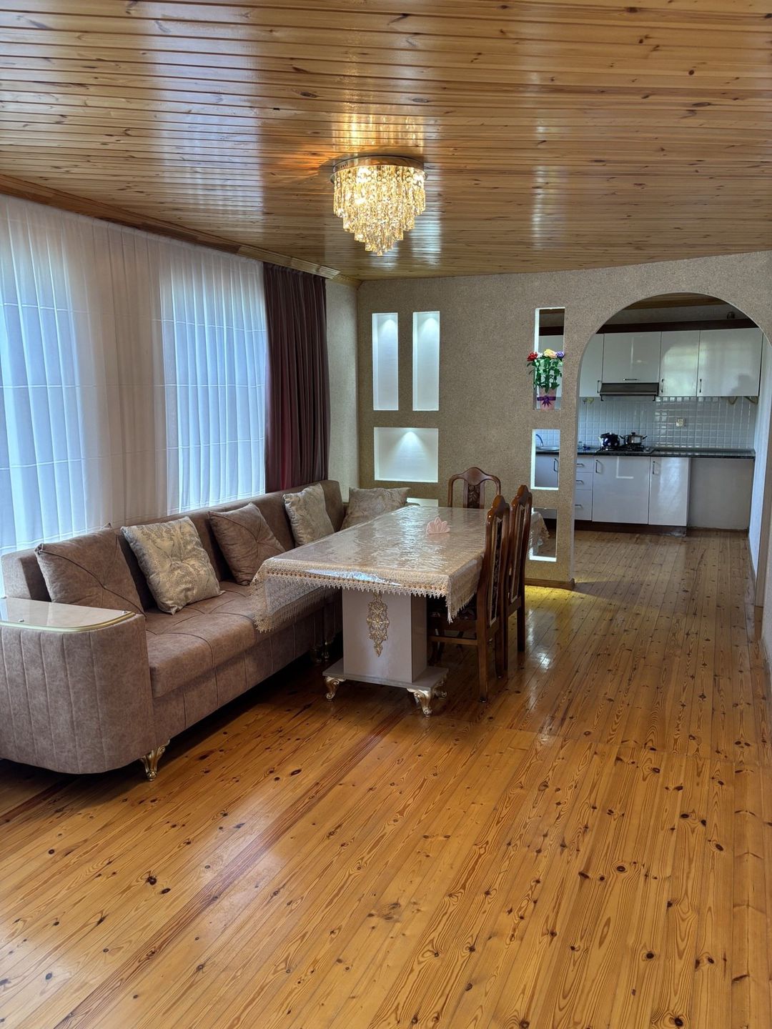 İcarəyə verilir 4 otaqlı həyət evi/bağ evi 200 m² — Ev, villa, Qəbələ (3)
